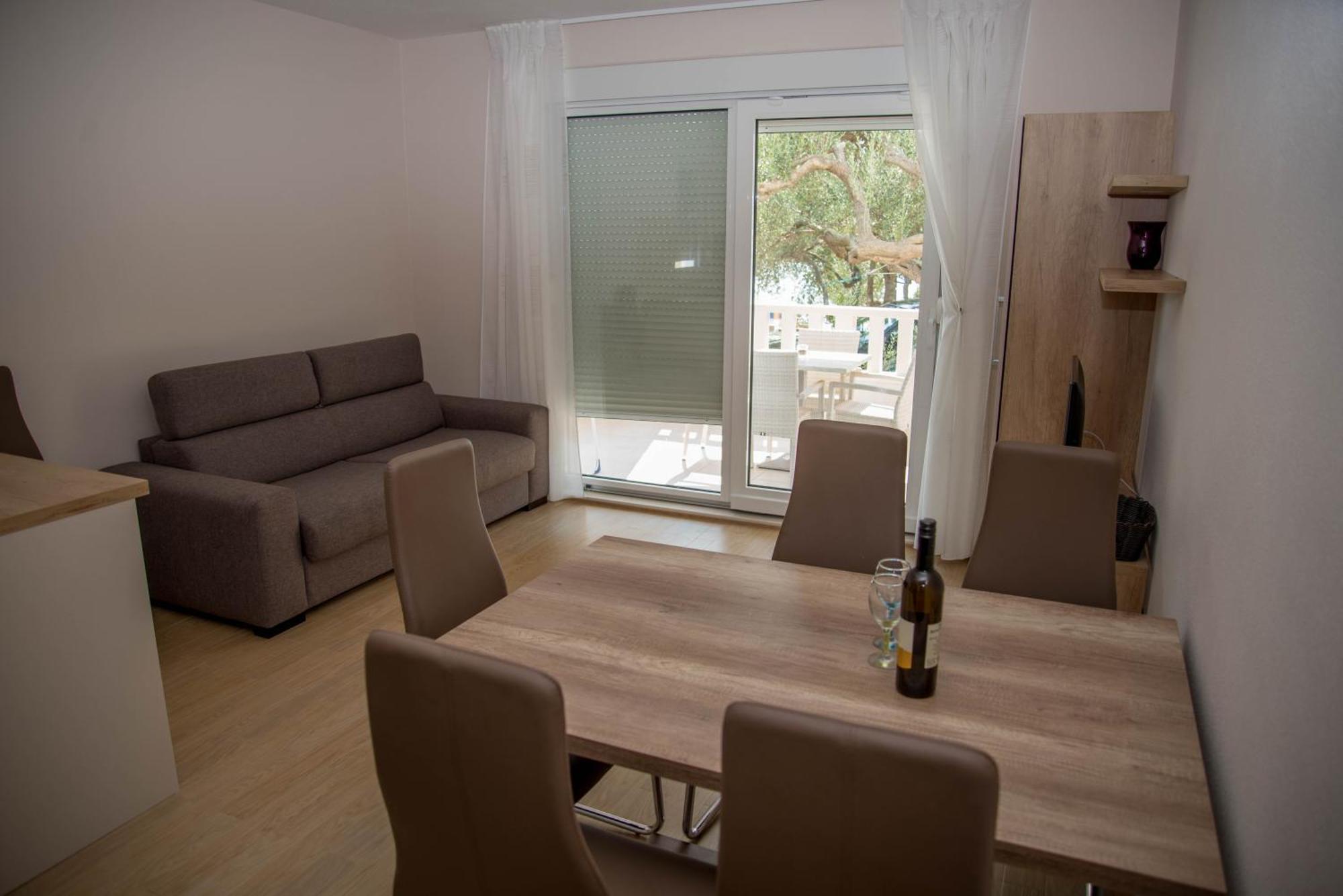 Waterfront Apartments - Tučepi Εξωτερικό φωτογραφία
